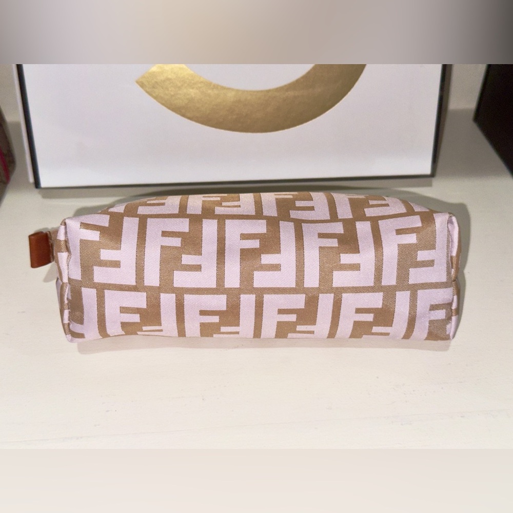 Fendi Pink Zucca Makeup Bag/ Pouch - Picture 5 of 10